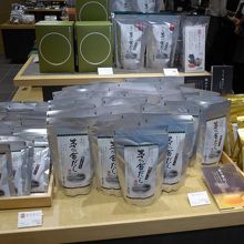 購入した茅の舎の焼きあご入りのだし