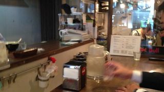 洒落たラーメン店