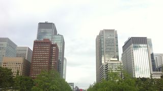 皇居へ続く大通り!!