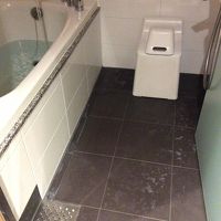 がっかりな床…