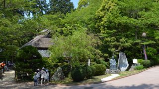 遠野物語の作者の生家が残る