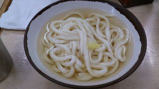 おばちゃんがやっているようなおみせでした。