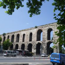 近くに２か所の公園が有ります