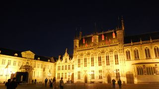 ブルグ広場の目の前