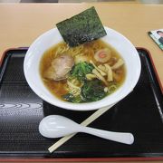 SAのスナックコーナーのラーメンとしては十分すぎるほど美味しい