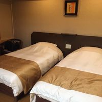 シモンズ製ベッド