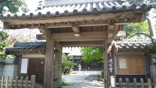 博多の長い歴史を誇る寺院です