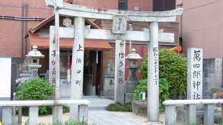 小さな神社ですが子供の息災に御利益があります