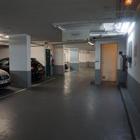 地下駐車場