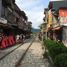 線路兼歩道です。