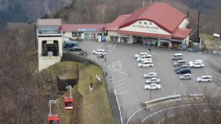 山頂の景色は素晴らしく一見の価値あり