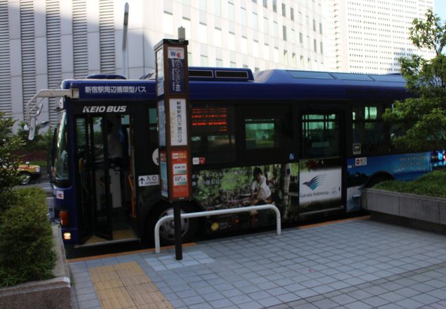 新宿駅周辺循環型バス