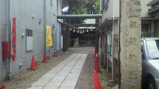 小さな神社