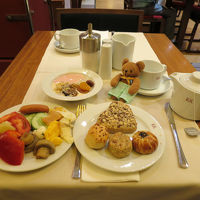 朝食はメニュー豊富で食べ過ぎました