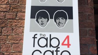 ビートルズのコーヒーショップ
