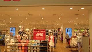 アウター、長袖が売っています