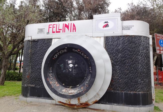 カメラのオブジェ