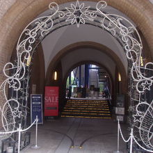 北側入口の様子