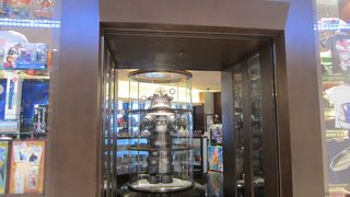 大きなロボット