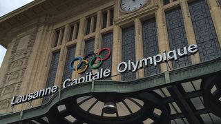 駅舎にオリンピックのマーク