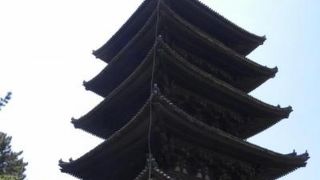 迫力がある興福寺五重塔