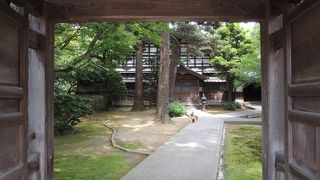 違った空気が流れているような