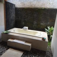 タンクが小さいので途中からぬるま湯になっちゃいます。