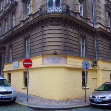 日本人が多く入店してました。人気のレストランなのかな？