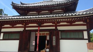 二月堂の目の前にあります!!