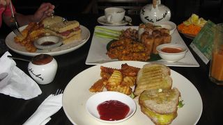 欧米の雰囲気漂うカフェ