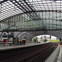 プラットフォームも近代的で素敵でした