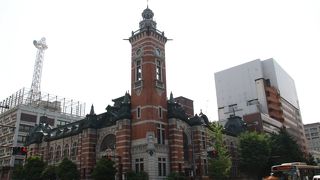 目が止まる建物です