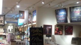 塩ソフトクリームも販売