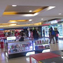 PCやモバイルが充実の、ノースウイングのサイバーゾーン。