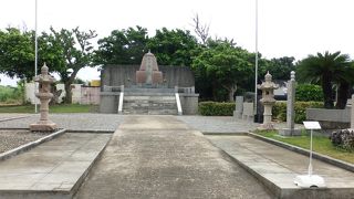 和歌山県のご出身で、先の大戦で犠牲になられた方々を祀っています。