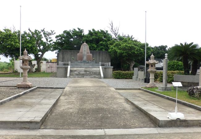 和歌山県のご出身で、先の大戦で犠牲になられた方々を祀っています。