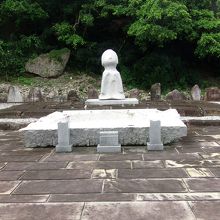 讃岐の奉公塔。