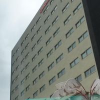 モノリスタワーに到着。非日常の始まりです