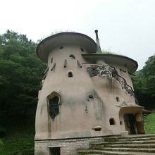 ムーミンの家を後ろから見たところ