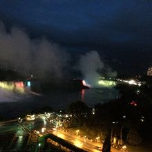 始まりはライトアップから