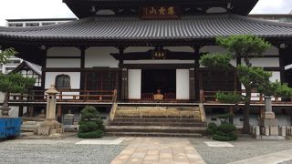 JR伊丹駅近くのお寺