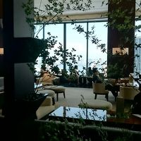 ティーラウンジの景色が素晴らしい