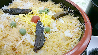 温かい「かにめし」なら