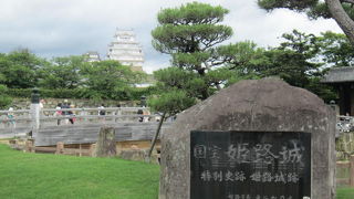 白さが自慢の天守閣