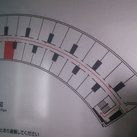 上の部屋(海側)は30平米、下側の部屋(町側)は22平米