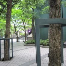 公園通り側からお寺とお寺名