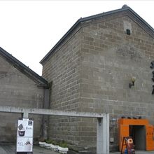 本館だけあってか、特徴的な建物