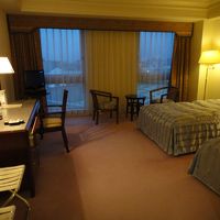 デラックスツインルーム。バストイレ付き。