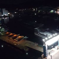 部屋正面の桟橋