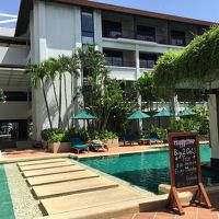 プール  ハッピーアワーやってました